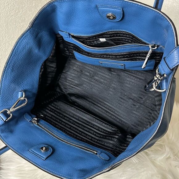 💯 Authentic Prada Tote Handbag Two Way🍀 - Picture 4 of 14